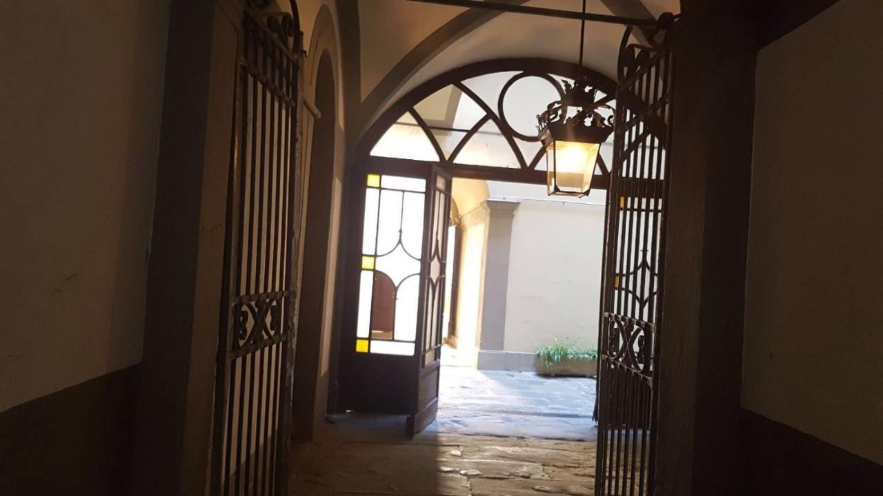 Cynthia'S Garden - Apartment With Private Garden In Santa Croce Firenze Kültér fotó
